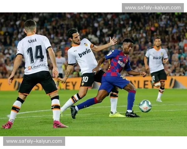 西甲球员：球场之外的魅力与激情