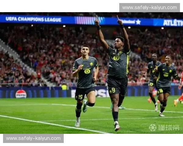 马德里双雄的欧冠巅峰:在那场关于宿命与征服的围猎中,谁赢得了永恒?